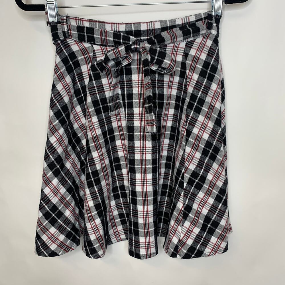 Black White Plaid Flannel Circle Skirt w Belt Sz Medium